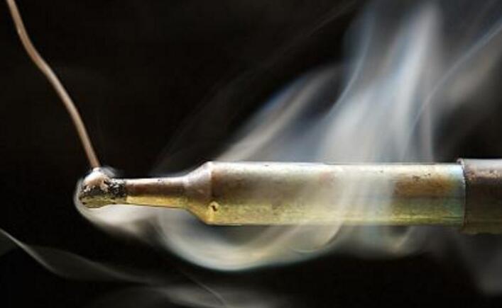 電烙鐵煙霧——焊錫看片网站在线