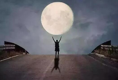 看片网站在线—月亮